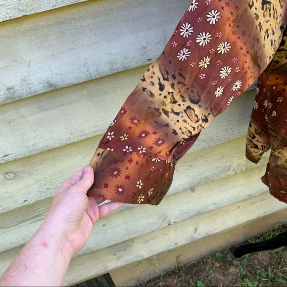 Vintage 90s Bob Mackie Silk Floral Leopard Print Button Down Long Sleeve Shirt - Picture 12 of 16